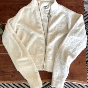 Whitney Simmons Eyelash Bomber